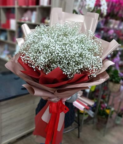 Букет цветов из: Гипсофила в Поселке Учхоза Александрова