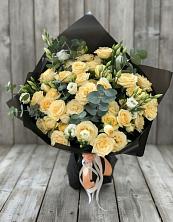 Букет цветов из:  Розы и Лизиантусы в Поселке Учхоза Александрова