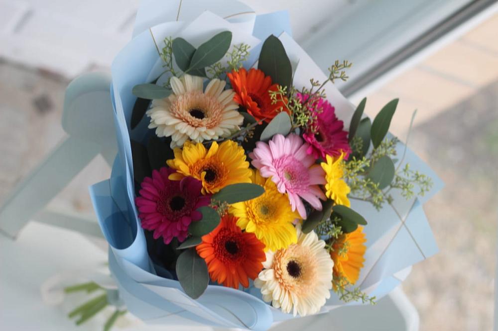 Букет цветов из: Герберы в Поселке Учхоза Александрова