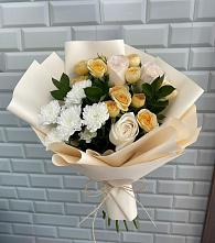 Букет цветов из:  Розы и Хризантемы в Поселке Учхоза Александрова