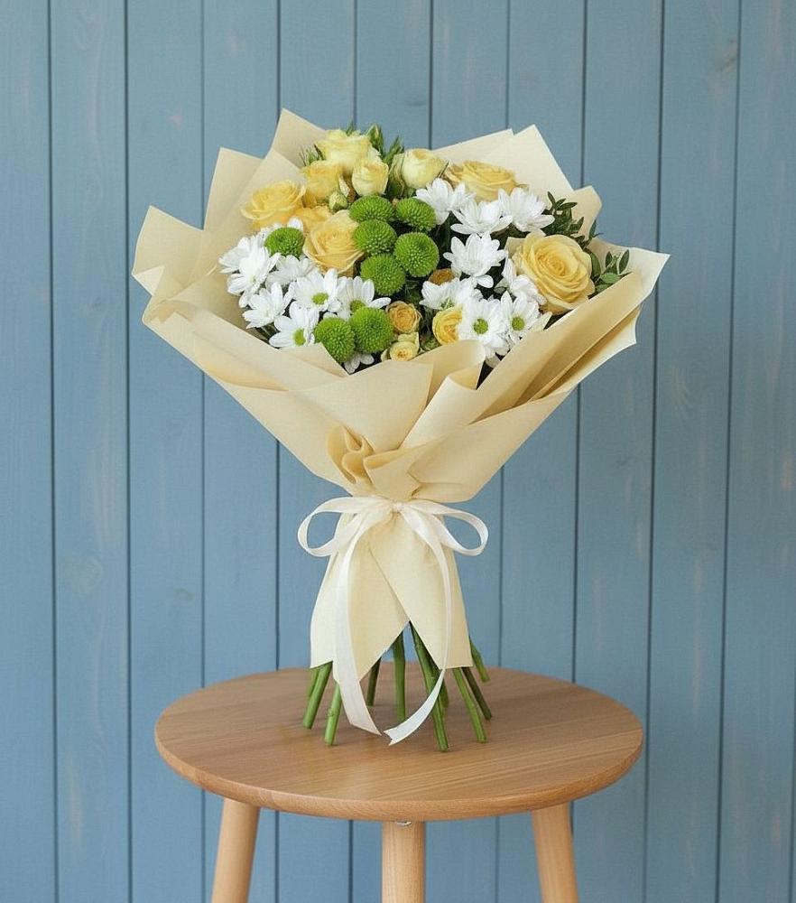 Букет цветов из: Хризантемы и Розы в Поселке Учхоза Александрова