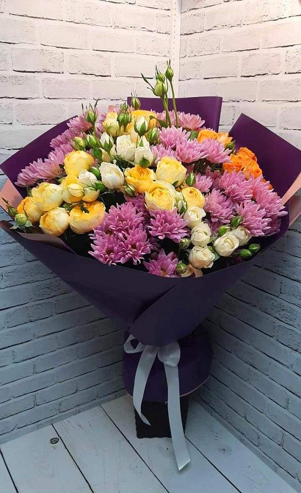 Букет цветов из: Хризантемы и Розы в Поселке Учхоза Александрова
