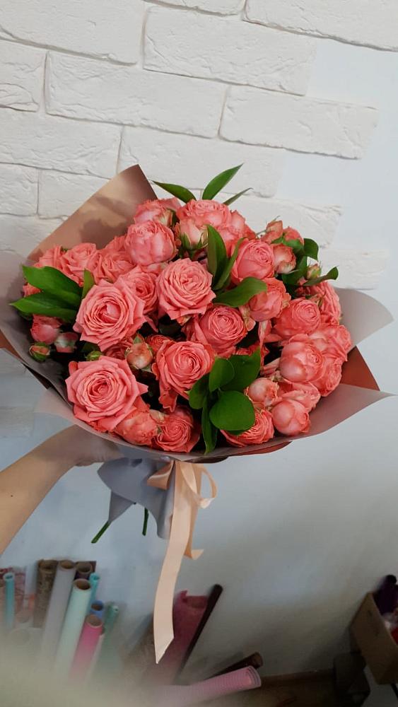 Букет цветов из: Розы в Поселке Учхоза Александрова