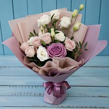 Букет цветов из:  Розы и Лизиантусы в Поселке Учхоза Александрова