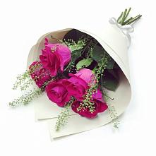 Букет цветов из:  Розы в Поселке Учхоза Александрова