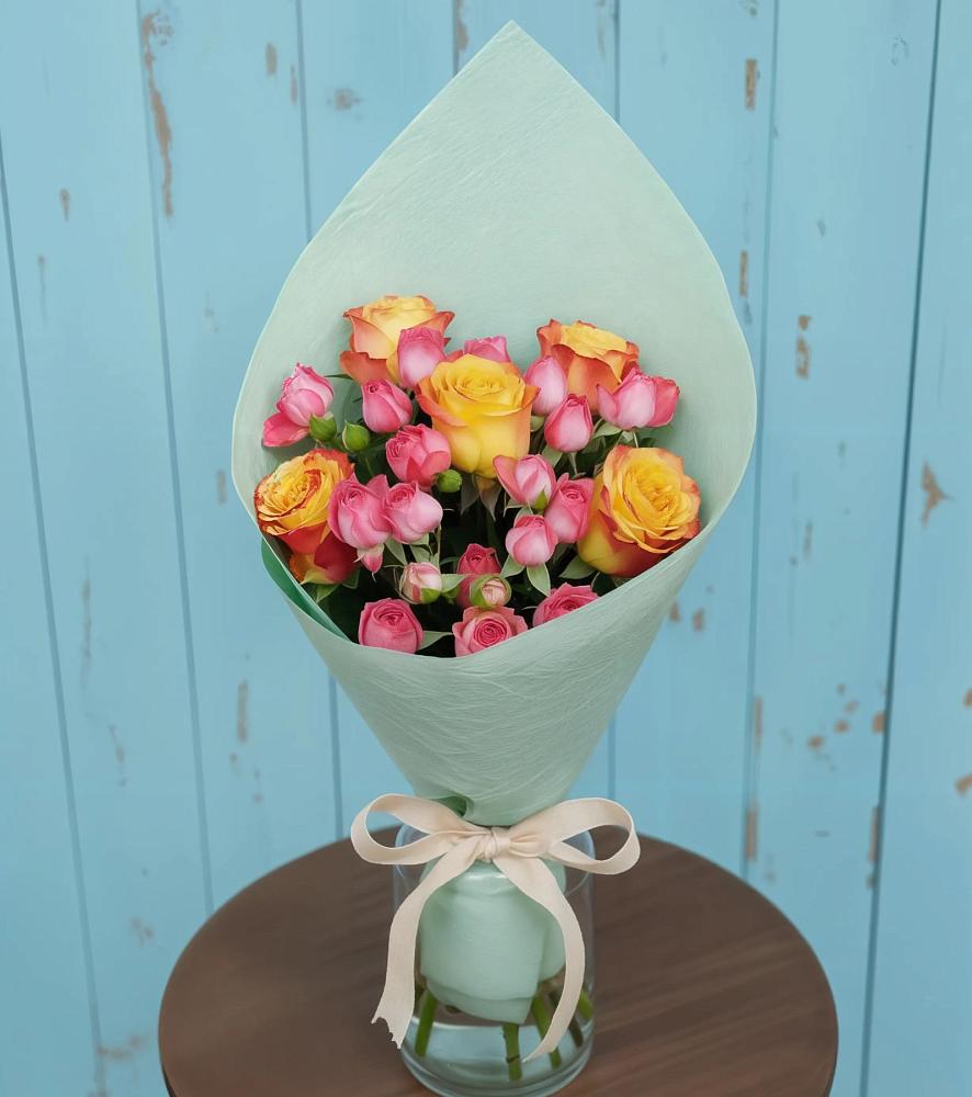 Букет цветов из: Розы в Поселке Учхоза Александрова