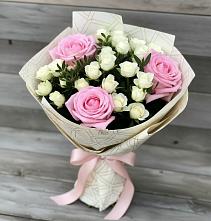 Букет цветов из:  Розы в Поселке Учхоза Александрова