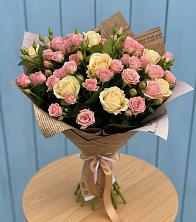 Букет цветов из:  Розы в Поселке Учхоза Александрова