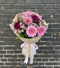Букет цветов из:  Герберы и Хризантемы #REPLACE_PRED# Поселке Учхоза Александрова