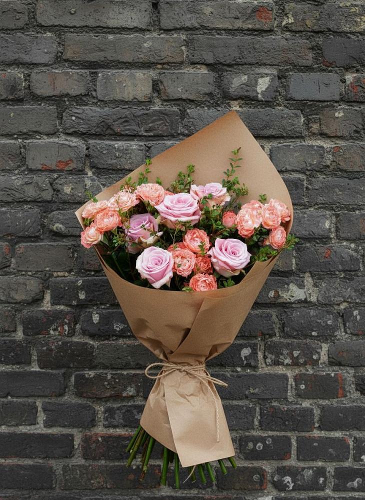 Букет цветов из: Розы в Поселке Учхоза Александрова