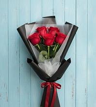 Букет цветов из:  Розы в Поселке Учхоза Александрова