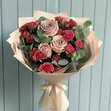 Букет цветов из:  Гвоздики и Розы в Поселке Учхоза Александрова