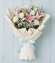 Букет цветов из:  Лилии в Поселке Учхоза Александрова